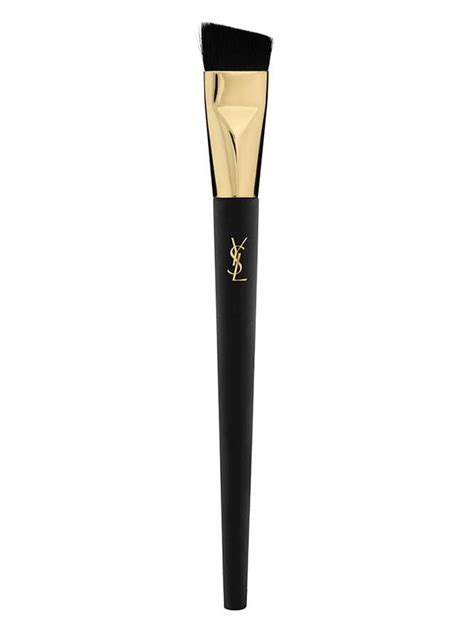 pinceau yves saint laurent